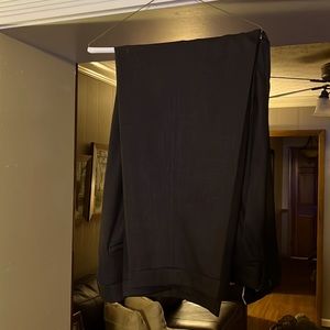 Round tree and York men’s dress pants black with brown suite strip